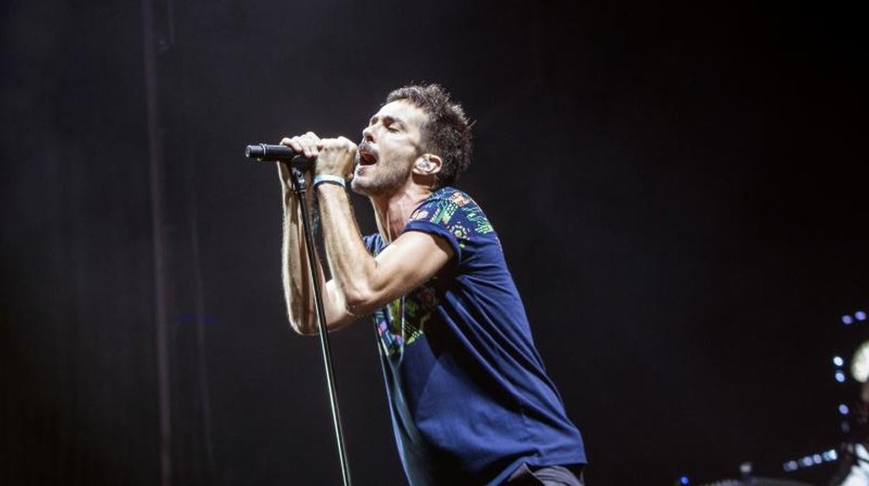 Juan Pedro Martín Pucho, cantante de Vetusta Morla, durante una actuación en el Low Festival