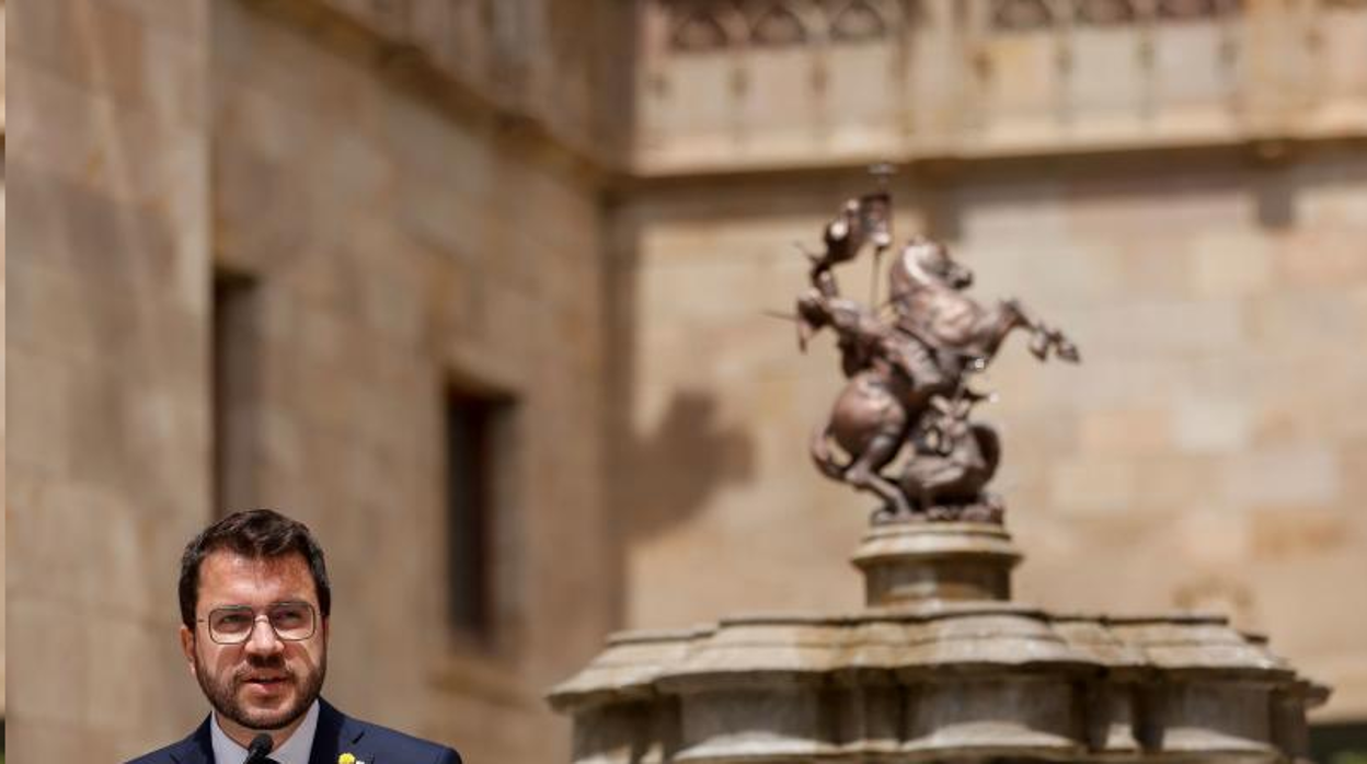 Pere Aragonès, hoy, en el Palacio de la Generalitat de Cataluña