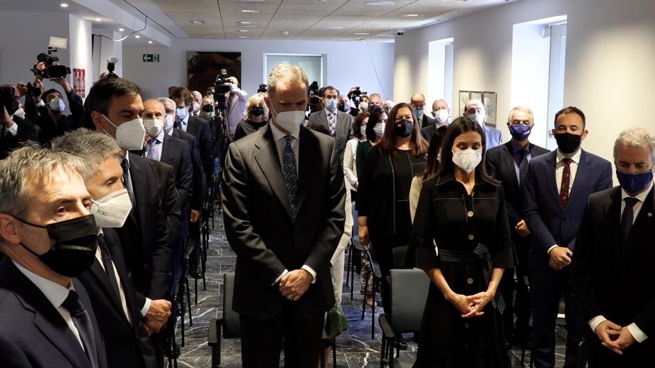 En vídeo: Minuto de silencio por las víctimas del terrorismo durante la inauguración del Centro Memorial