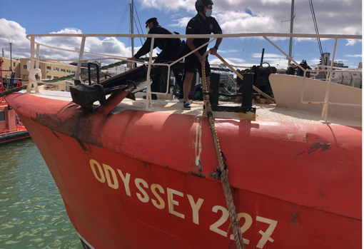 Amarre en el Puerto de Las Palmas del buque interceptado