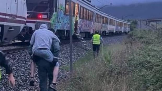 Auxiliados 144 viajeros del tren Barcelona-Irún