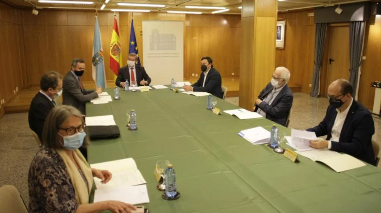 Reunión de las administraciones interesadas en los futuros usos del Pazo de Meirás, en la sede de la Delegación del Gobierno en La Coruña