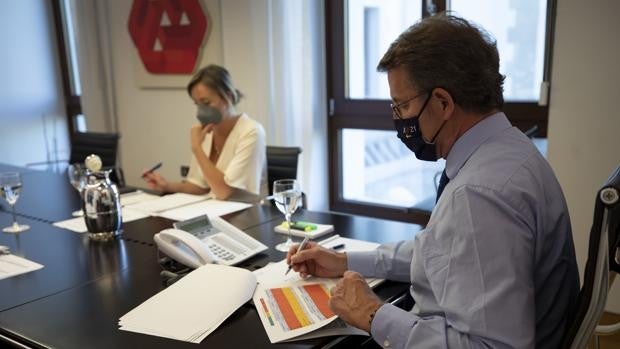 Galicia pone al día sus restricciones al entrar en «el mejor momento desde que comenzó la pandemia»