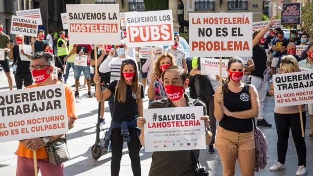 La hostelería y el ocio nocturno valenciano recurren ante la Justicia las restricciones decretadas por Ximo Puig