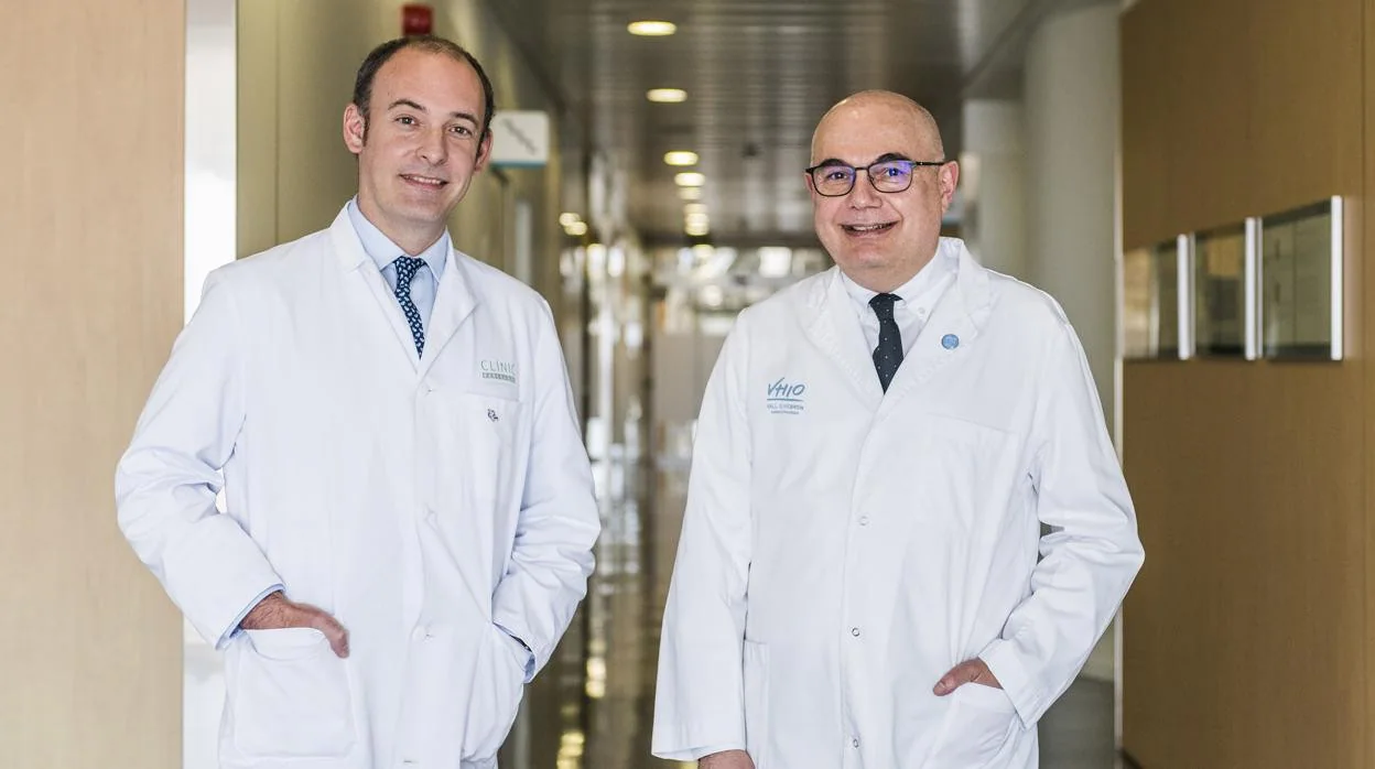 Los doctores Aleix Prat, del Hospital Clínic (izquierda) y Josep Tabernero, del VHIO