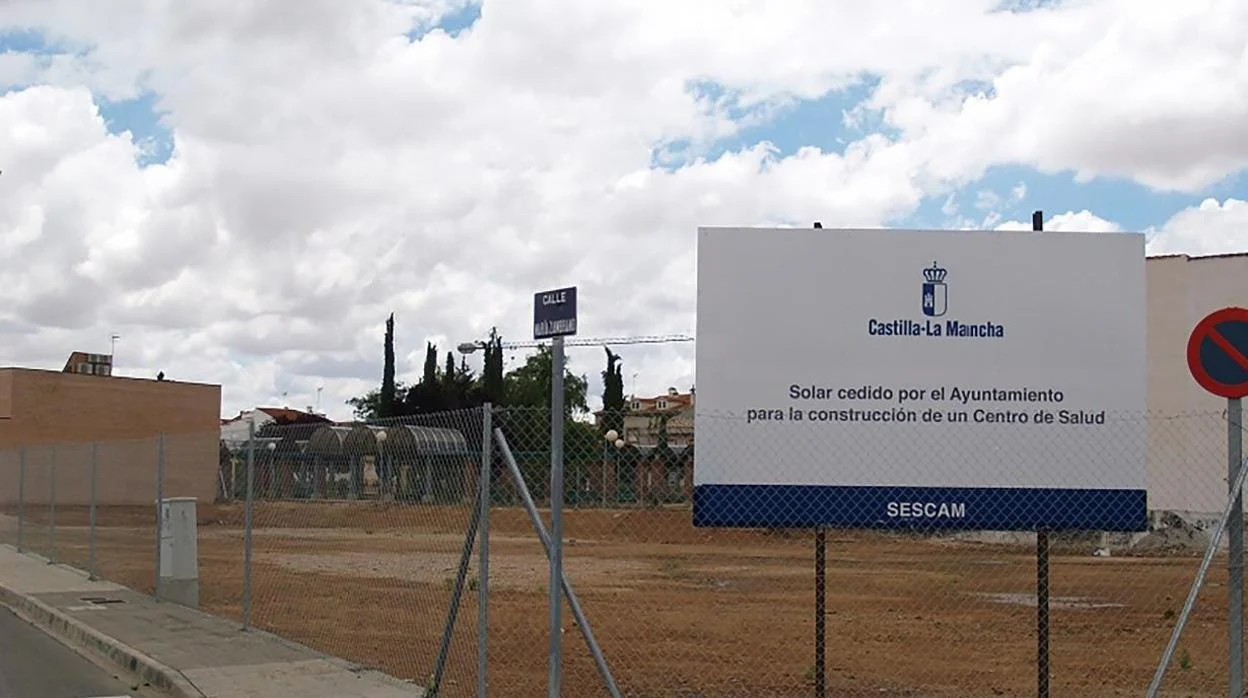 Solar cedido por el Ayuntamiento de Manzanares para la construcción de un nuevo centro de salud