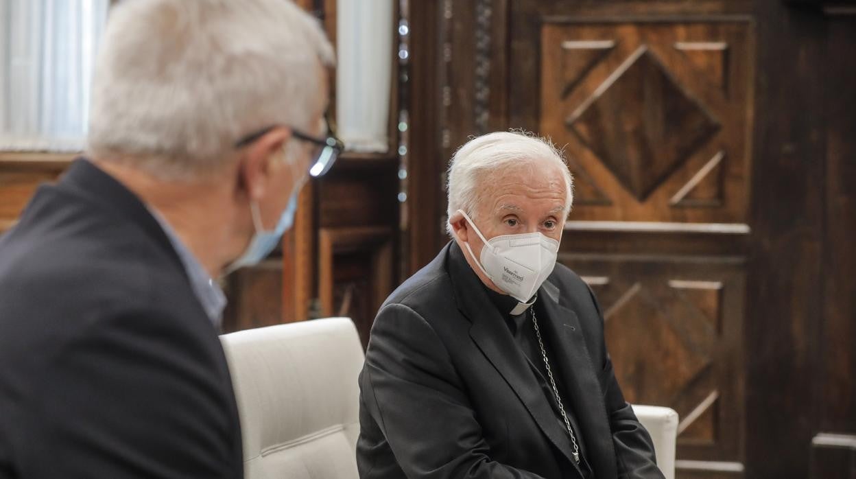 Imagen del alcalde Ribó y el cardenal Cañizares tomada este miércoles en Valencia