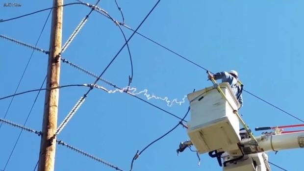 Muere un hombre de 30 años electrocutado cuando manipulaba cables en Alatoz