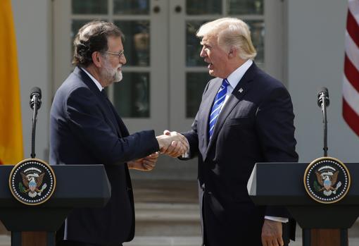 Mariano Rajoy y Donald Trump ofrecen una rueda de prensa en la Casa Blanca en 2017