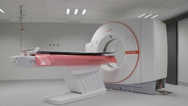 Comienza la instalación del TAC de simulación del servicio de Oncología Radioterápica del Hospital Universitario de Toledo