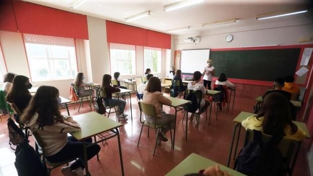 Galicia elabora un protocolo para empezar la «transición» en las aulas el próximo curso