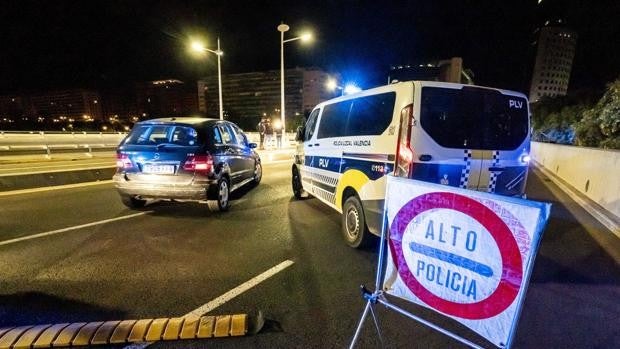 Valencia vuelve al escenario que condujo al toque de queda y al cierre del ocio nocturno por el coronavirus