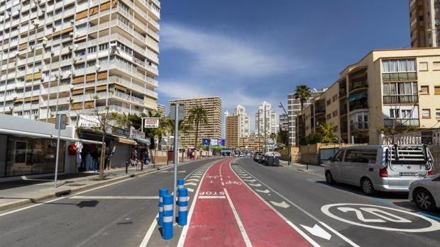 SOS de los hoteleros de Benidorm: «Sin turistas británicos, nos veremos obligados a cerrar de nuevo»