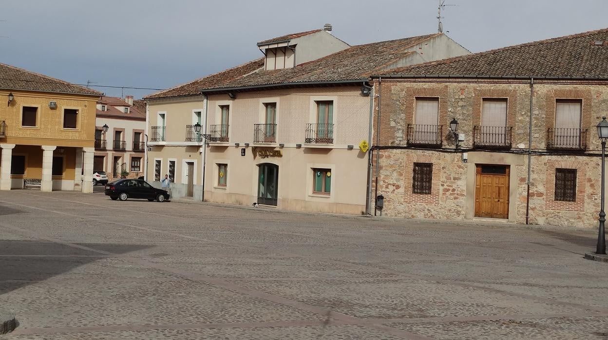 Plaza mayor de la localidad segoviana de Fuentepelayo