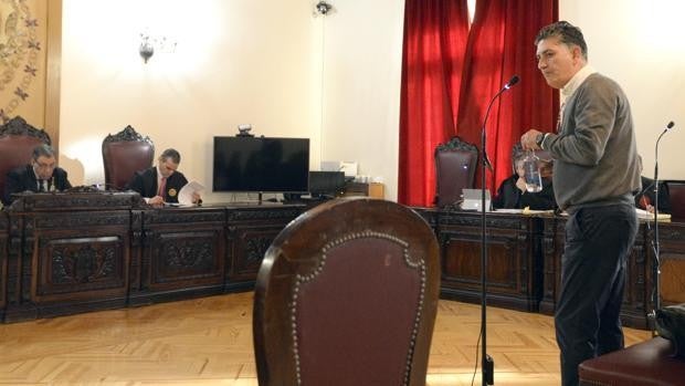 Ya es firme la condena contra un exdirector de una entidad bancaria por quedarse con 110.000 euros de un matrimonio