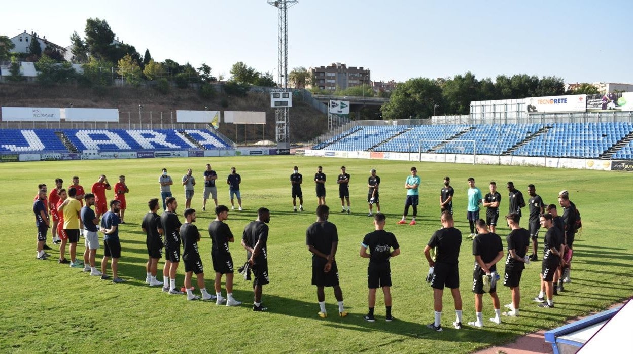 El Club Deportivo Guadalajara en su primer día de entrenamiento