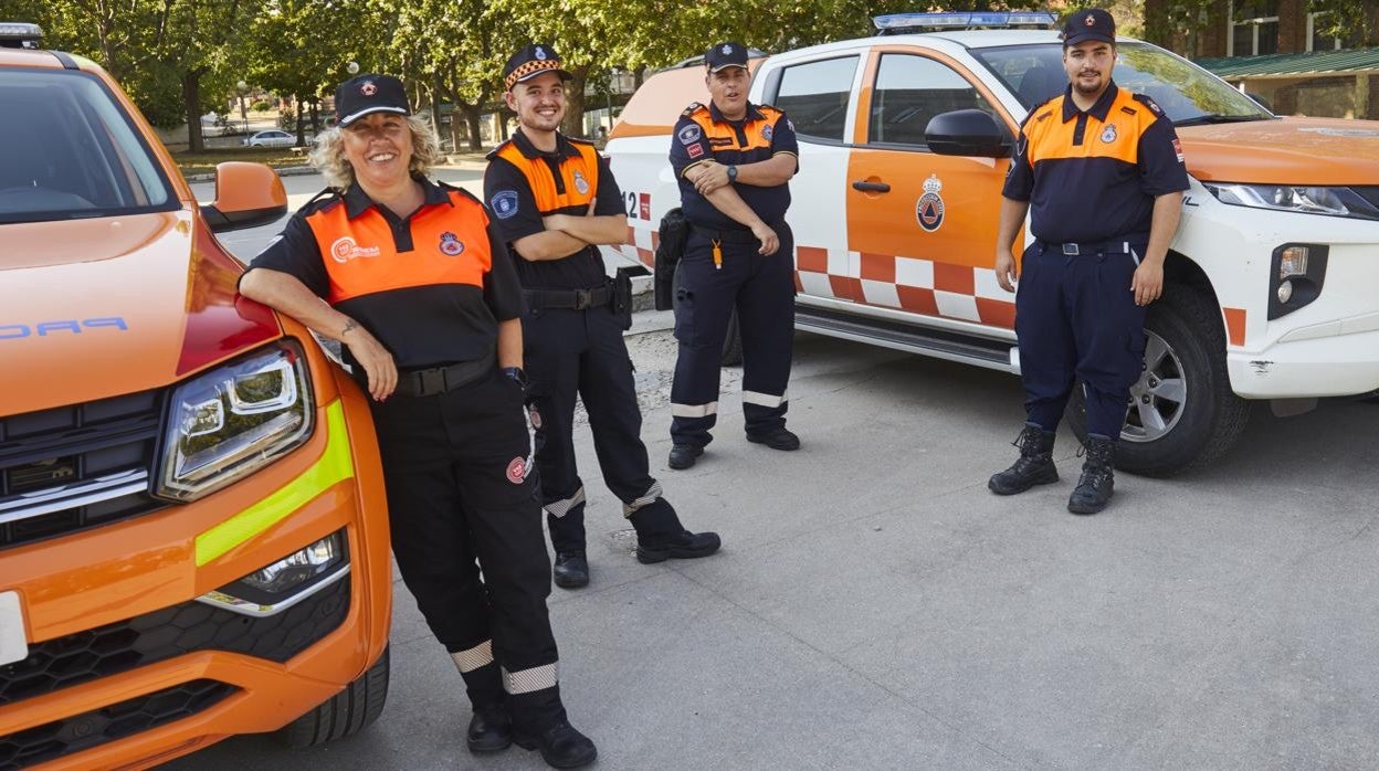 Marisa, Hugo, Sergio e Ismael, voluntarios de Protección Civil