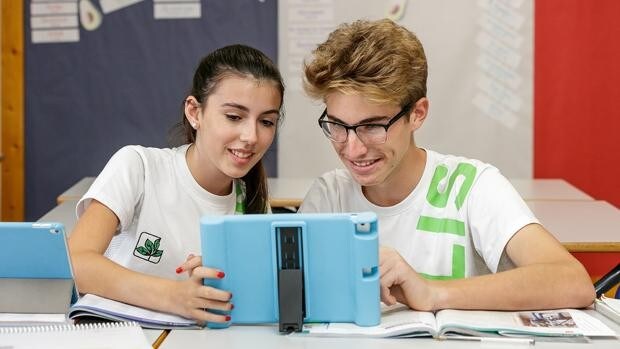 El colegio ELIS Villamartín enseña a sus alumnos a detectar bulos en internet y protegerse de ataques cibernéticos