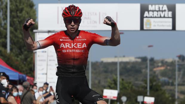 Matis Louvel vence en la XXXV Vuelta Ciclista Internacional a Castilla y León