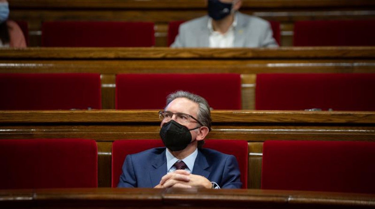 El consejero Giró, la semana pasada en el Parlament