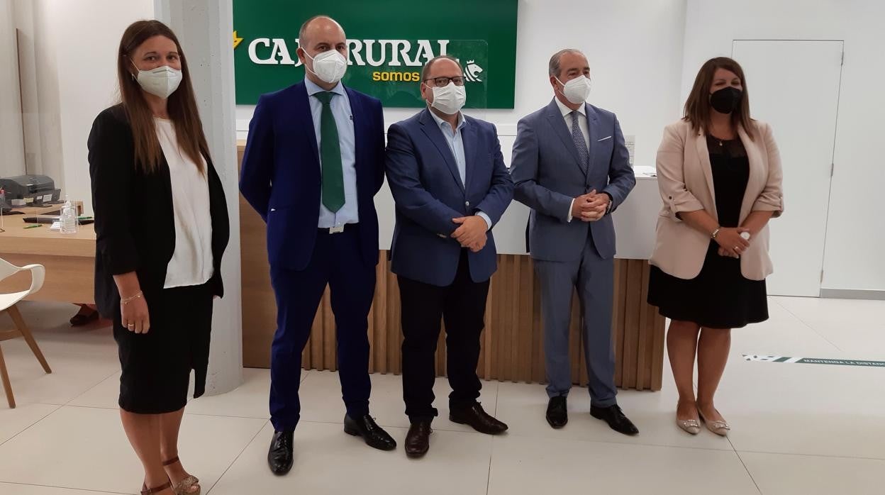 Inauguración de una nueva oficina de Caja Rural en La Bañeza (León)