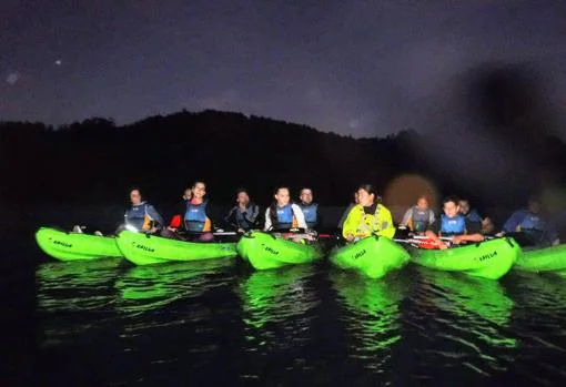 Kayak nocturno con la Asociación Alecrín