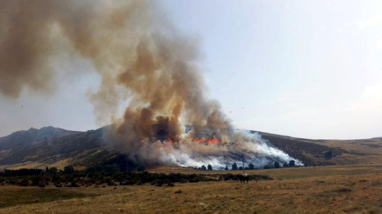 Incendio en Navalacruz (Ávila)