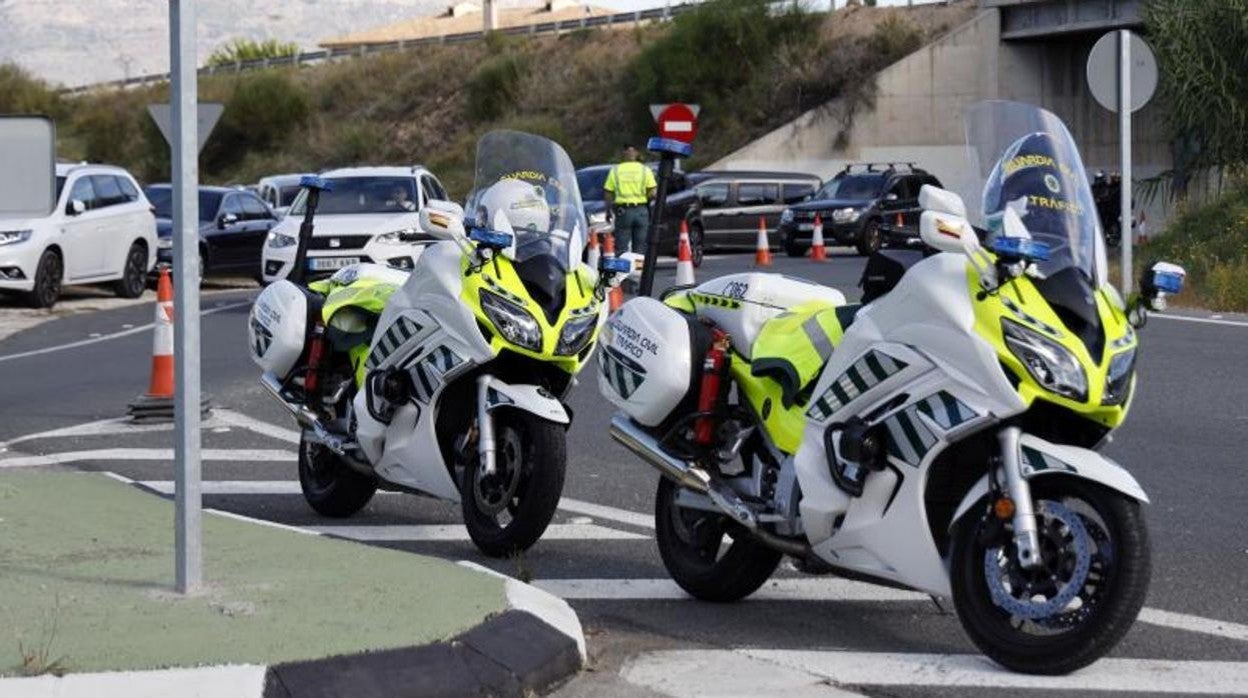 Control de carreteras de la Guardia Civil de Tráfico