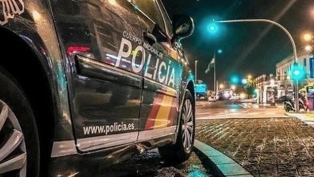 Se busca a un joven que agredió a un anciano con muletas tras casi atropellarle en una calle de Alcorcón