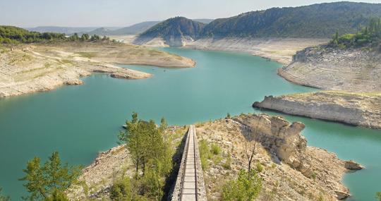 Embalse de Entrepeñas, que ha bajado esta semana su capacidad en 6,59 hectómetros