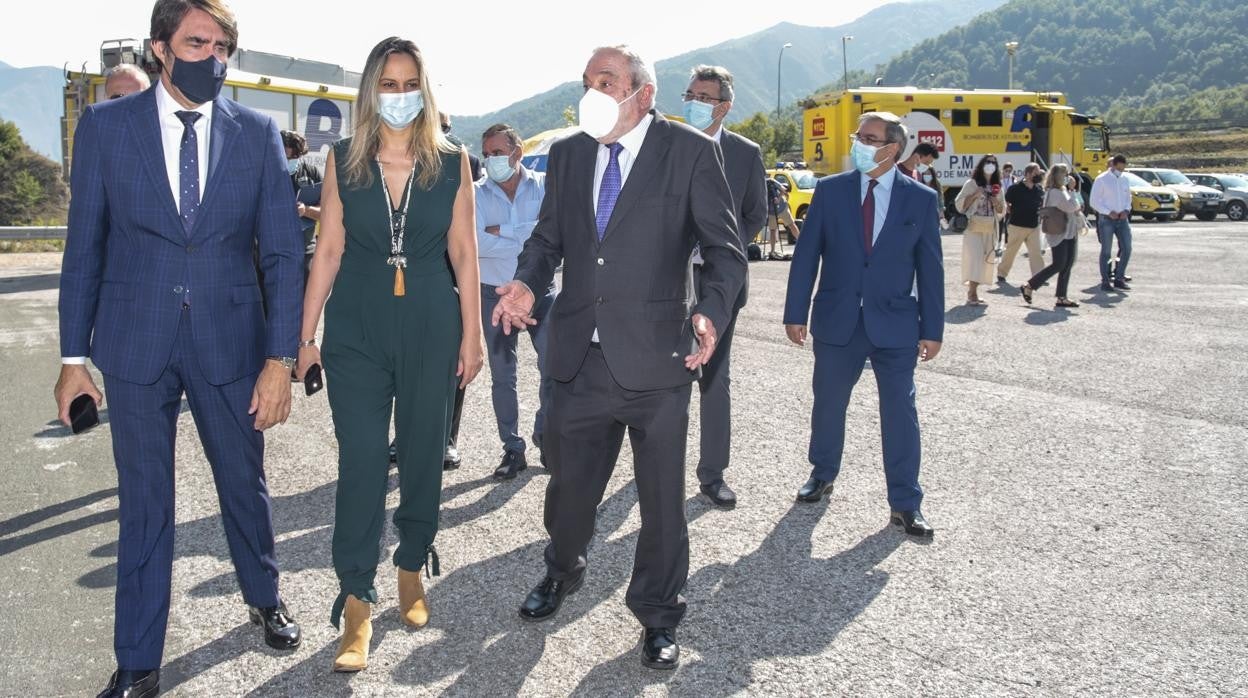 Presentación del protocolo de coordinación en operaciones de emergencia en túneles de áreas limítrofes en el Centro de Control de Aucalsa (La Ablaneda, Asturias)