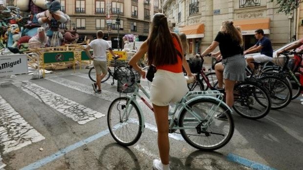 La Comunidad Valenciana registra 13 muertes más por coronavirus y una fuerte caída de los contagios diarios