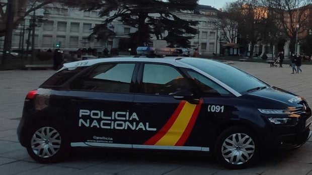 Un conductor triplica la tasa de alcoholemia y choca contra otro vehículo en el parking de Santa Nonia de León