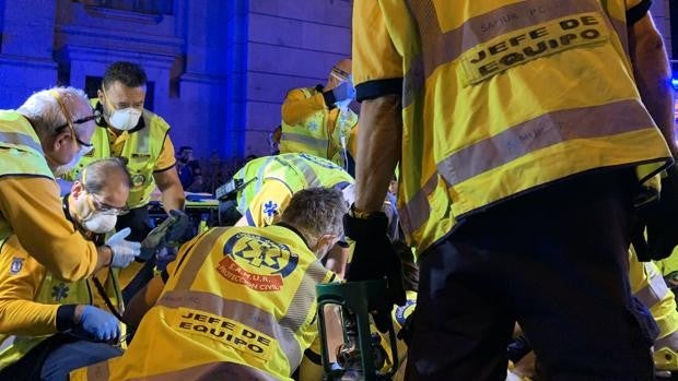 En estado crítico tras ser atropellado en Cibeles por un vehículo que se ha dado la fuga