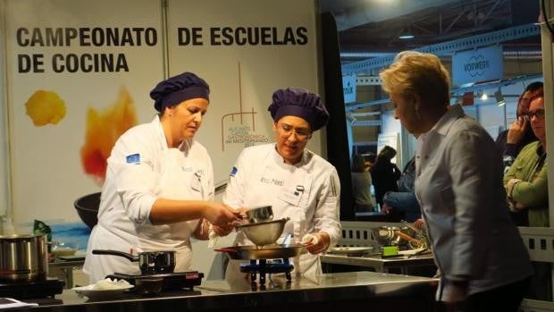 Alicante Gastronómica rinde tributo a los chefs que repartieron 300.000 menús solidarios