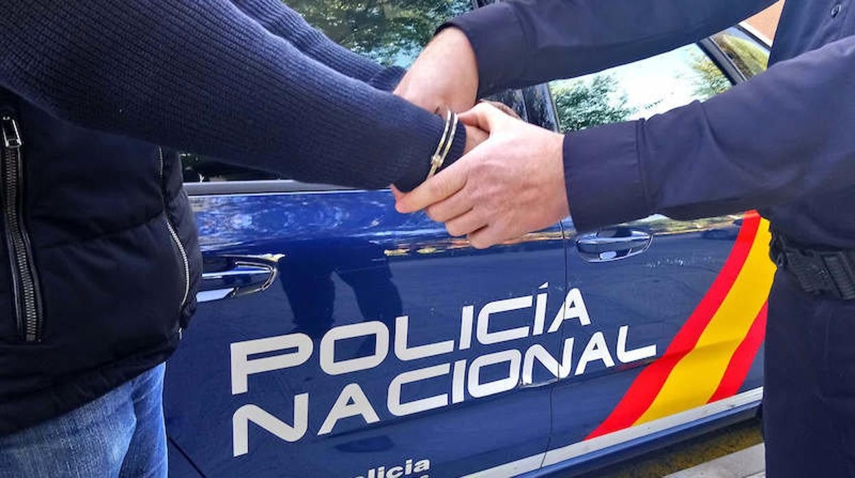 La Policía Nacional detiene al autor de siete robos con violencia cometidos en Cuenca