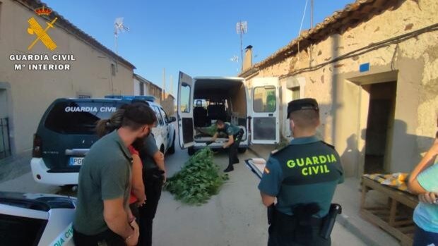 Desmantelado un punto de venta de drogas frente a un colegio de Arroyo (Valladolid)