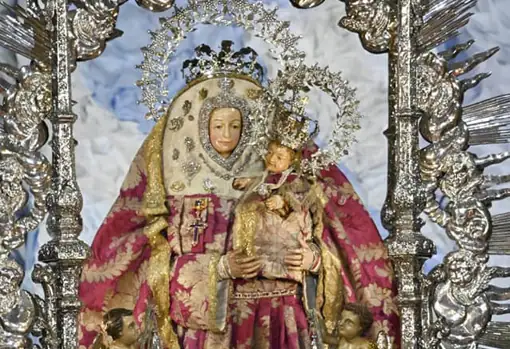 Imagen de la Virgen del Pino