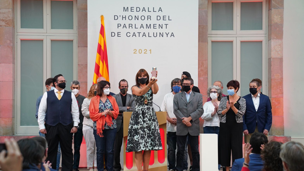 El Parlamento catalán glorifica la violencia de los CDR