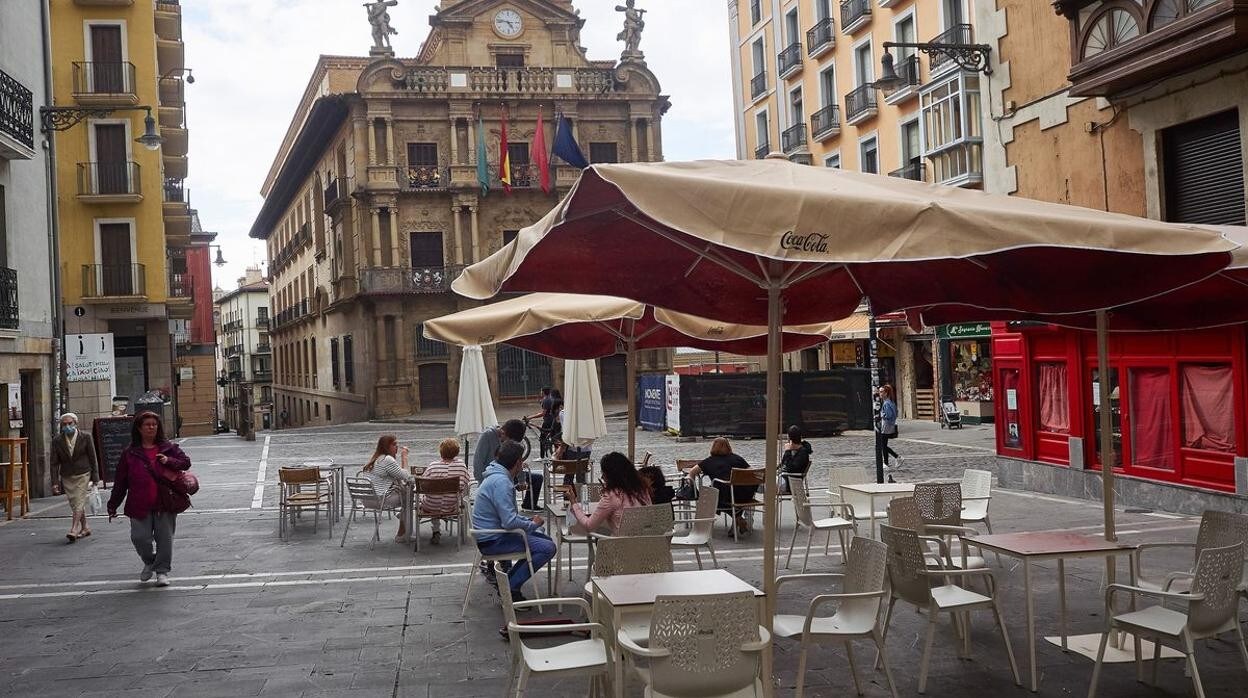 La Plaza Consistoria y el casco viejo de Pamplona, lugares de hostelería y ocio nocturno en la capital navarra.