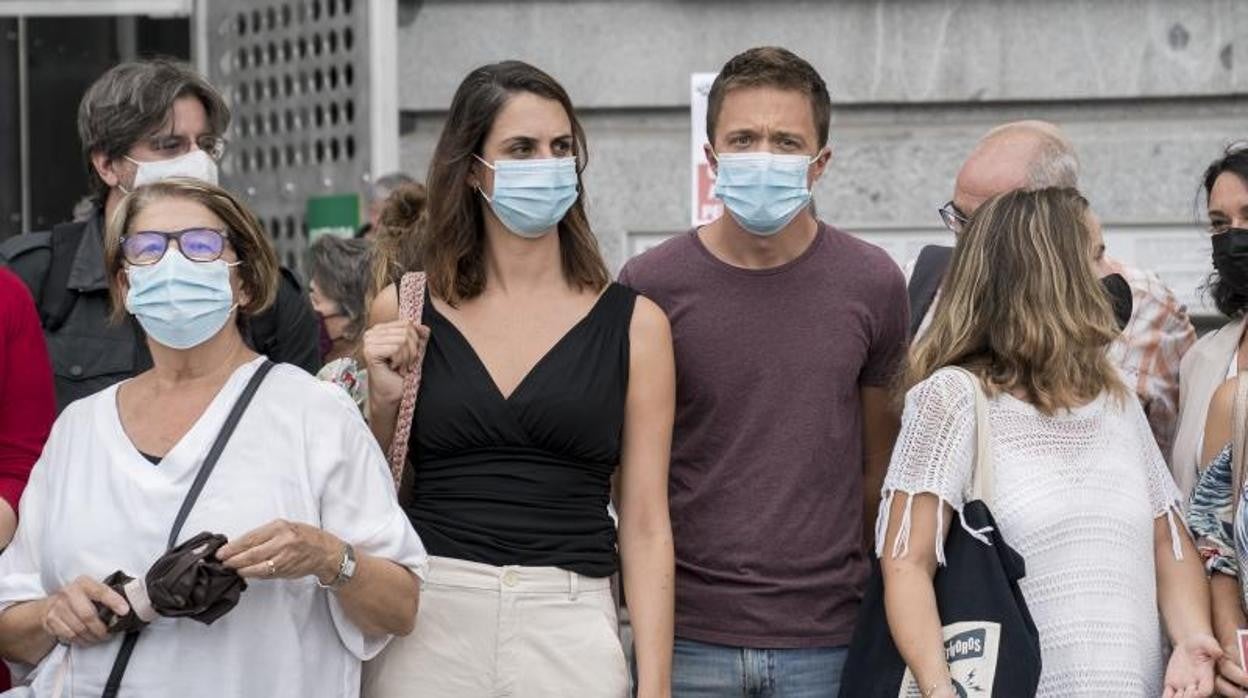 Rita Maestre junto a Íñigo Errejón en Cibeles durante el último pleno municipal