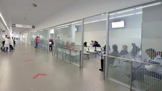 4.290 personas más en lista de espera