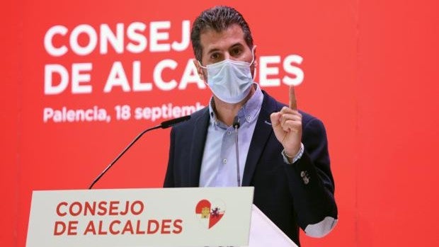 Tudanca arremete contra Mañueco: «Es el mayor factor de caos de Castilla y León»