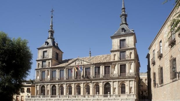 El Ayuntamiento de Toledo anuncia que congelará los impuestos y tasas para 2022