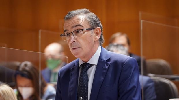 El PP acusa a Lambán de usar el Gobierno de Aragón para «blanquear» a Pedro Sánchez