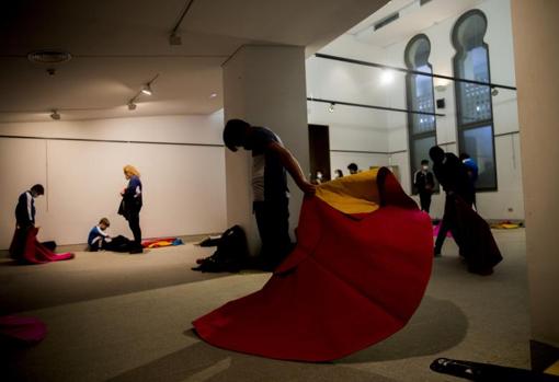 Madrid recupera su Escuela de Tauromaquia: «Cuando me pongo delante de un becerro olvido los miedos»