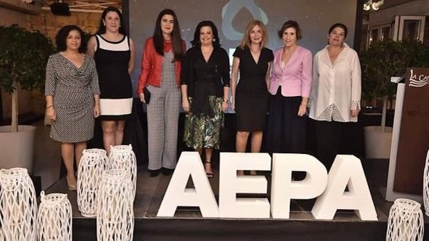 La asociación de empresarias alicantinas AEPA celebra el 25 aniversario con una edición especial de sus premios