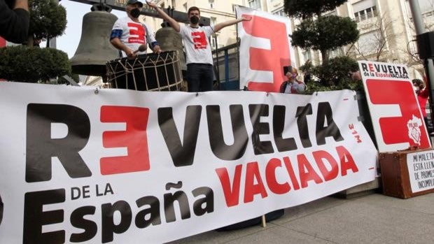 'Yo paro por mi pueblo': La España Vaciada vuelve a movilizarse para denunciar su situación de aislamiento