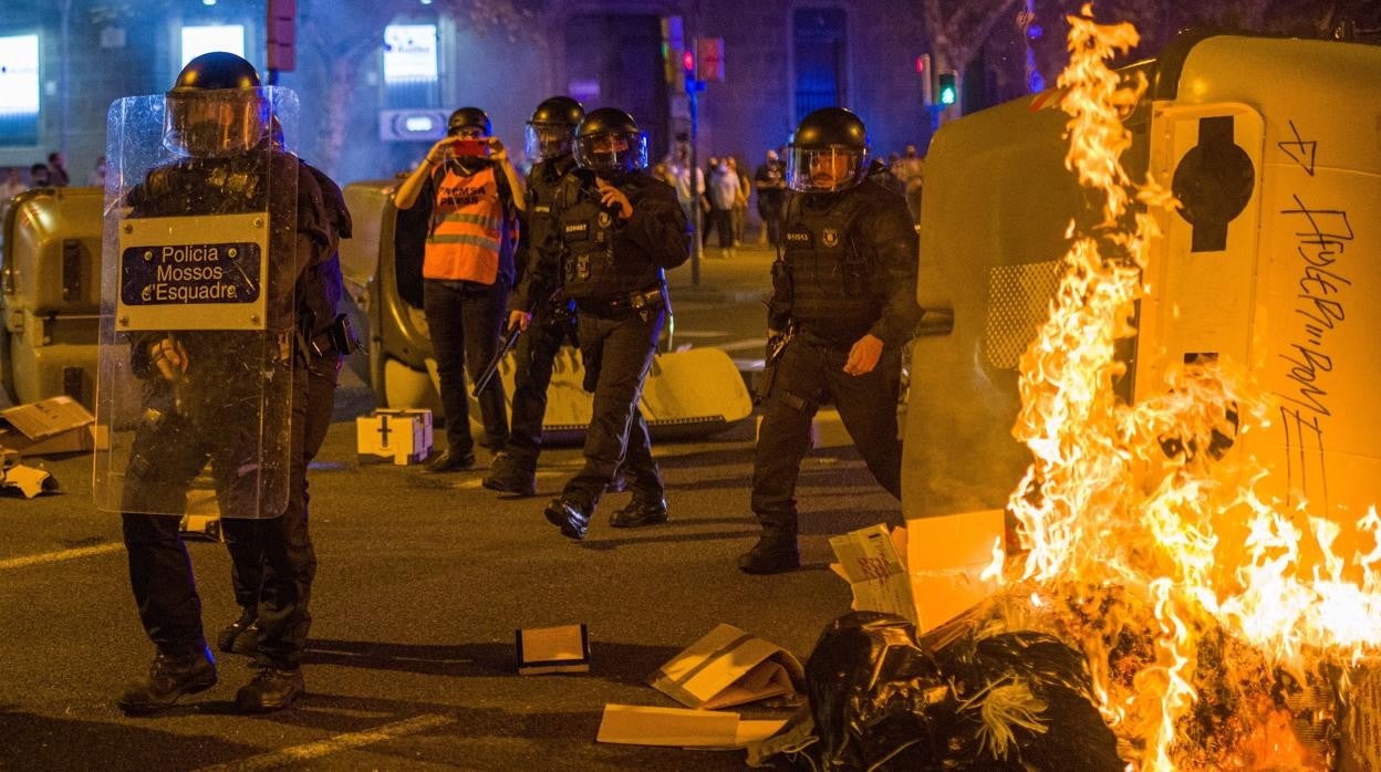 El secesionismo se aferra al 1-O para mantener una ficción