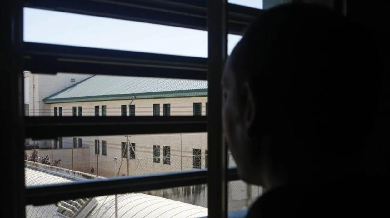 Un preso, en su celda de la cárcel de Navalcarnero